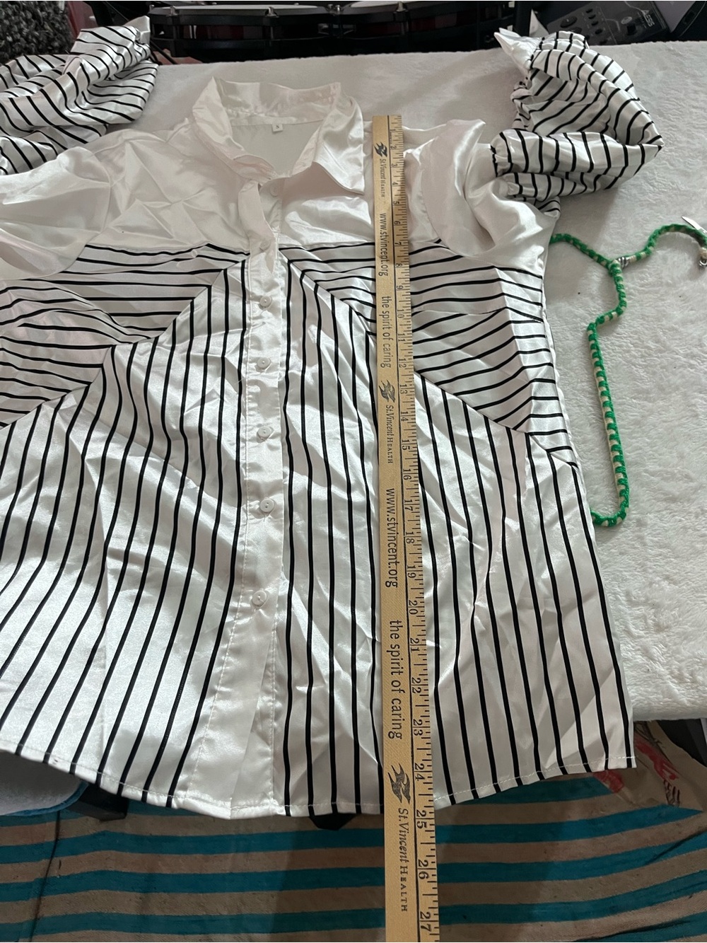 Unique Striped Shiny Satin Button-Front Dress Shirt Blouse Puff Sleeve Women’s S - Picture 5 of 8